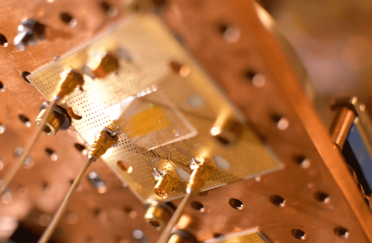 Разработан первый в мире компьютерный чип, который передаёт данные звуковыми волнами вместо электронов